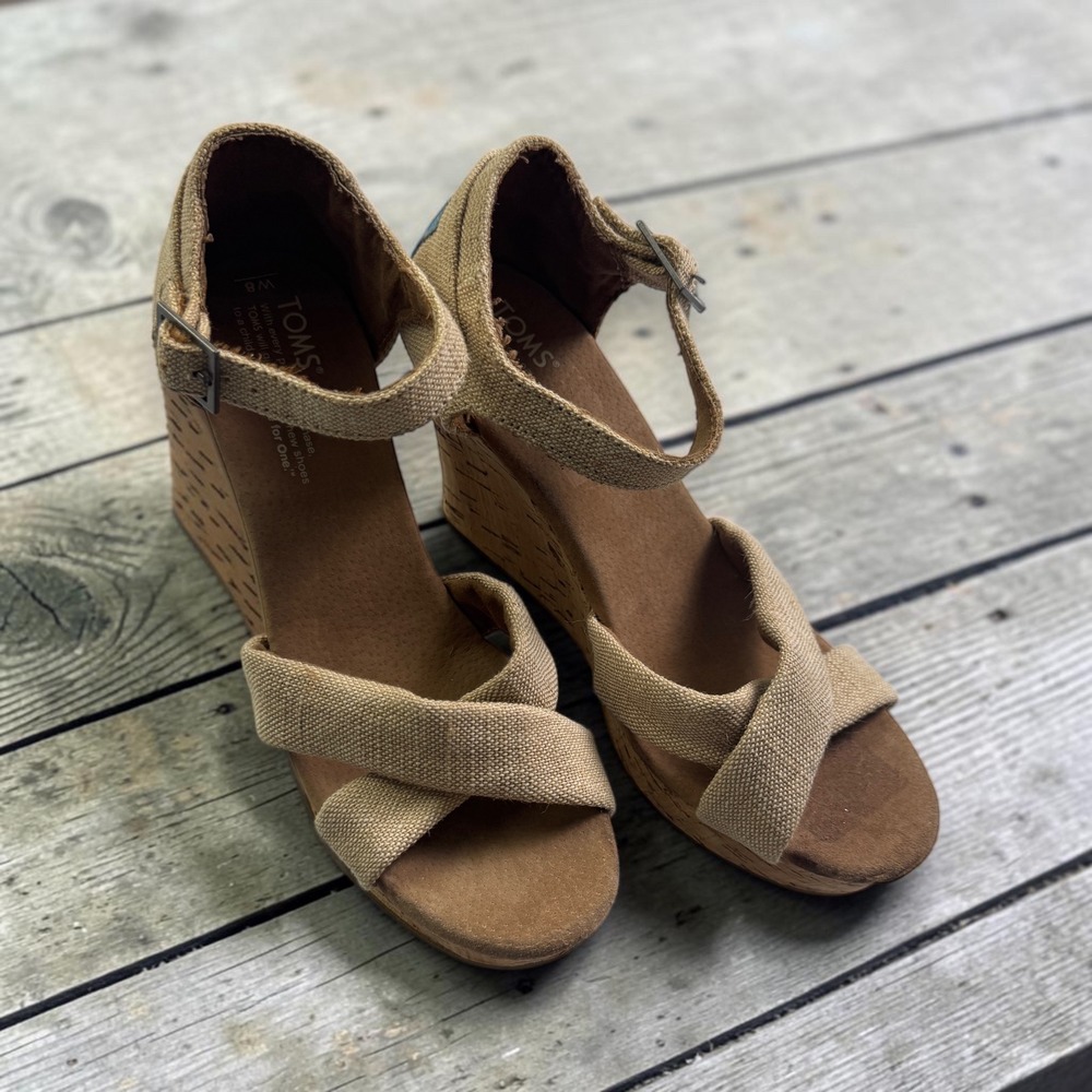 TOMS Womens Tan Burlap Canvas Cork Wedge Strappy Ankle Strap Sandals Size 8